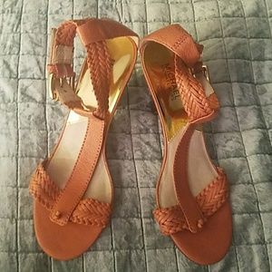 Michael Kors 9.5 Orange Woven Open Toe Sandals